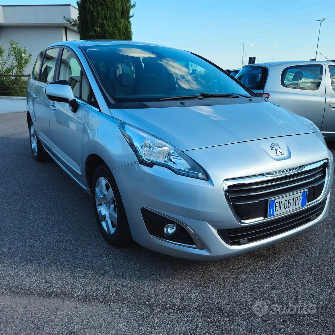 Peugeot 5008 2014 photo 3
