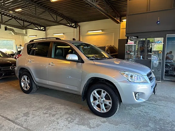 Toyota Rav4 2009 photo 3