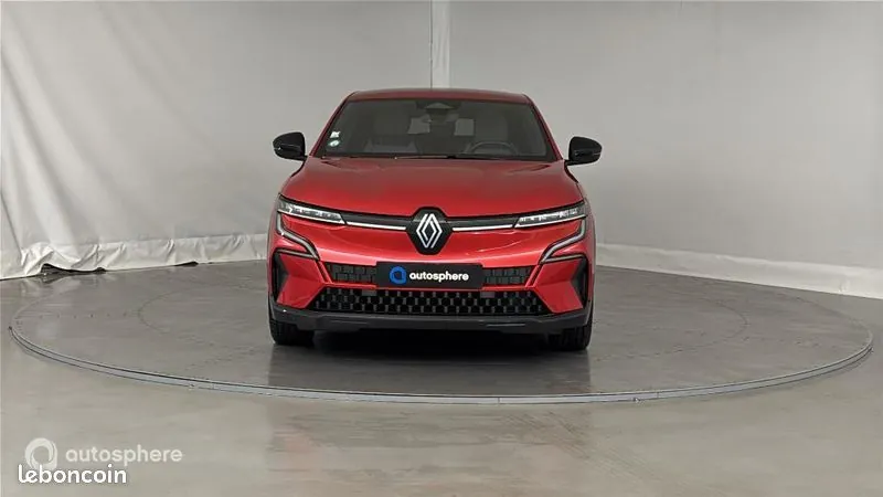 Renault Megane 2023 photo 2