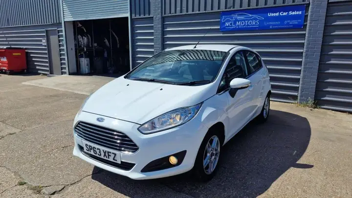 Ford Fiesta 2013 photo 3