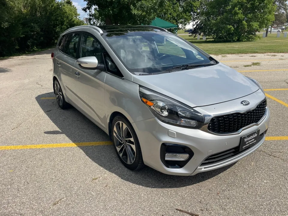 Kia Rondo 2017 photo 3