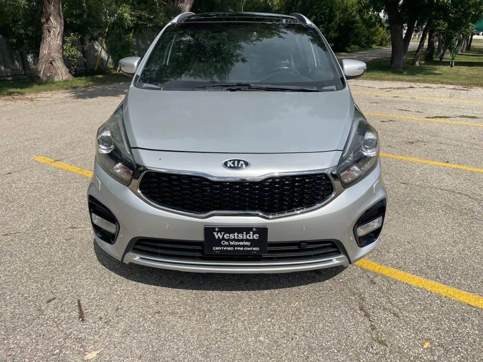 Kia Rondo 2017 photo 2