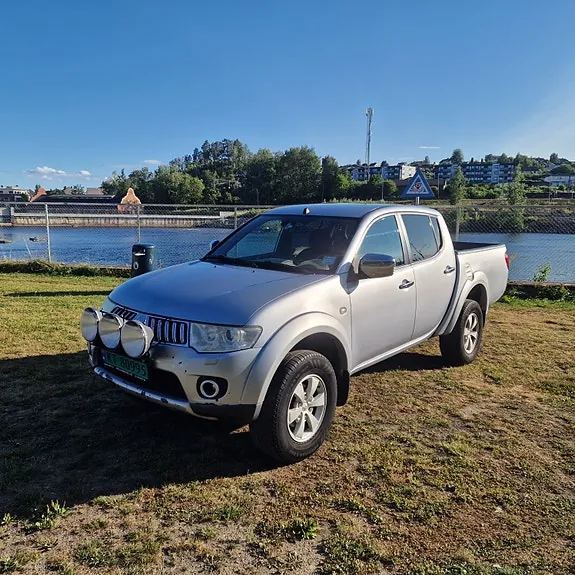 Mitsubishi L200
