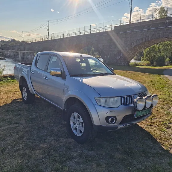Mitsubishi L200