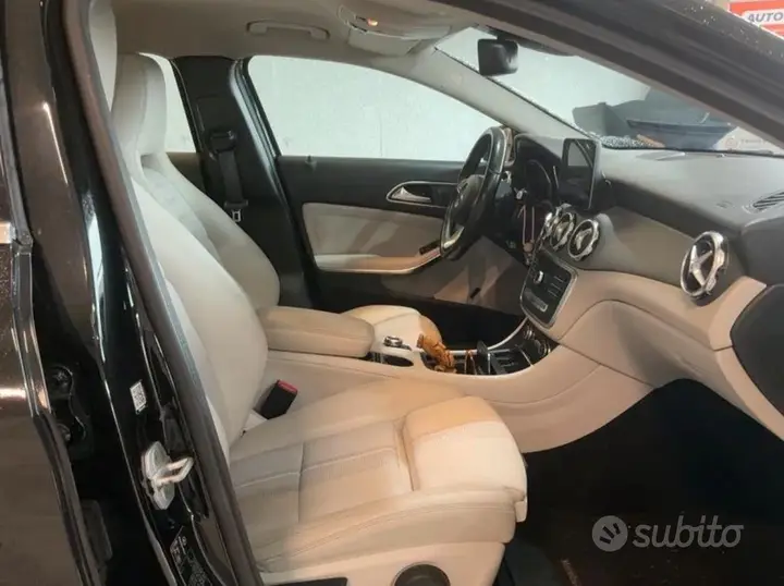 Mercedes-Benz Gla 2017 photo 3