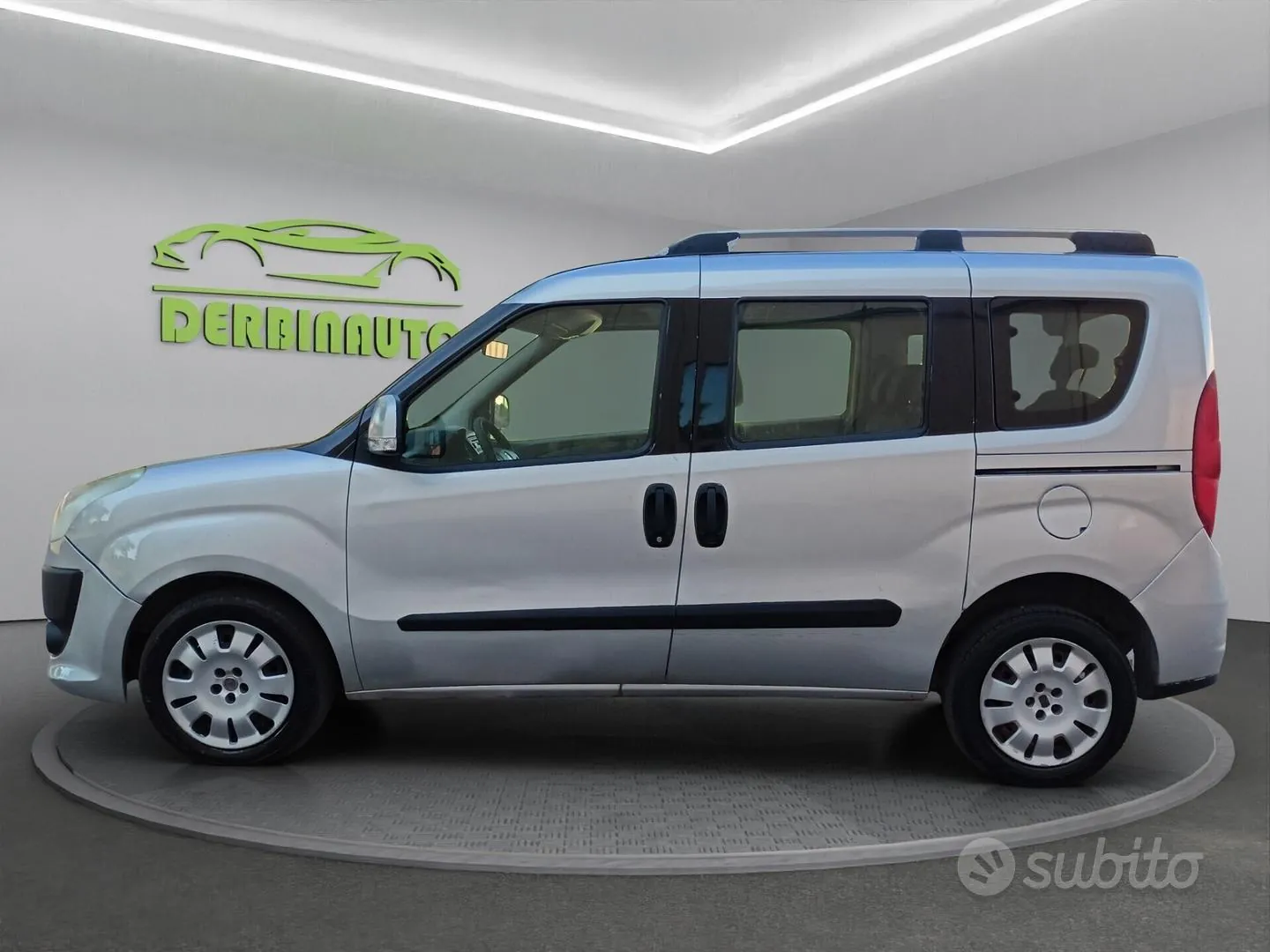 Fiat Doblo 2011 photo 2