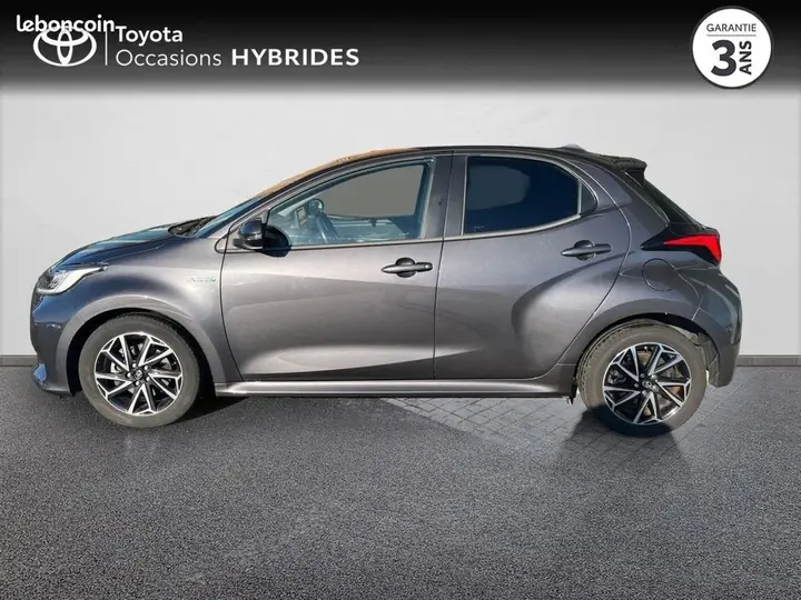 Toyota Yaris 2022 photo 3