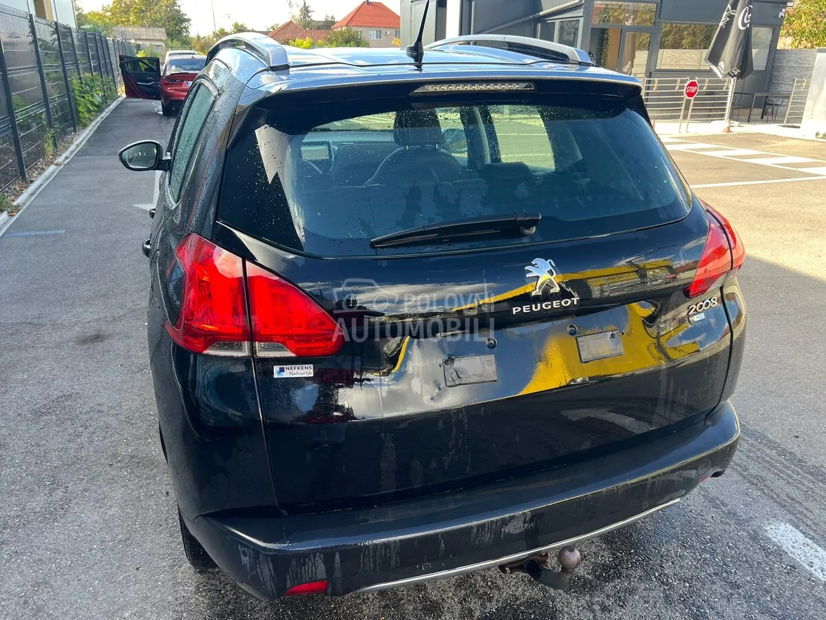 Peugeot 2008 2013 photo 4