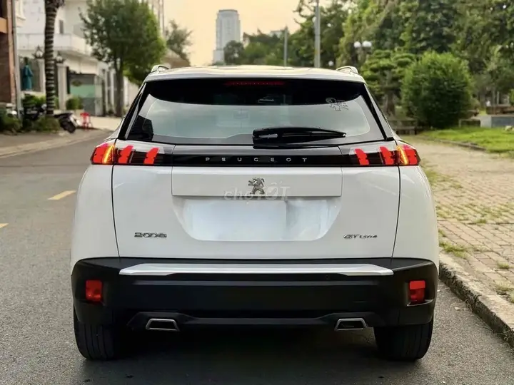 Peugeot 2008 2023 photo 4