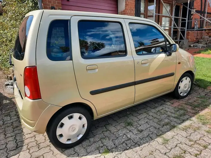 Opel Agila