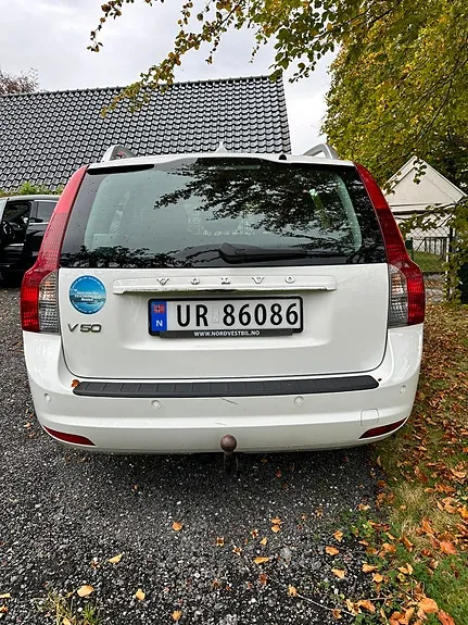 Volvo V50 2012 photo 4