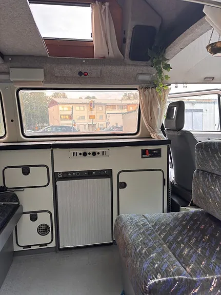 Volkswagen T3 1989 photo 2