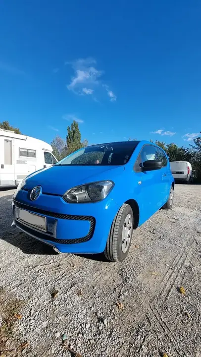 Volkswagen Up 2014 photo 2