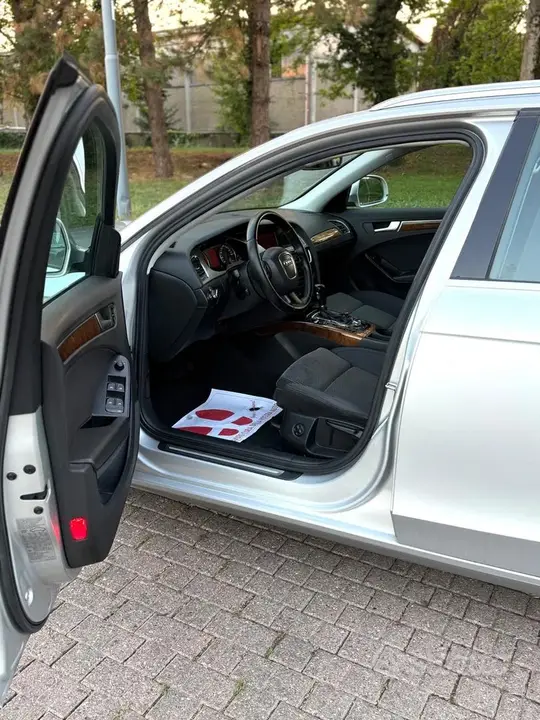 Audi A4 Avant 2010 photo 3