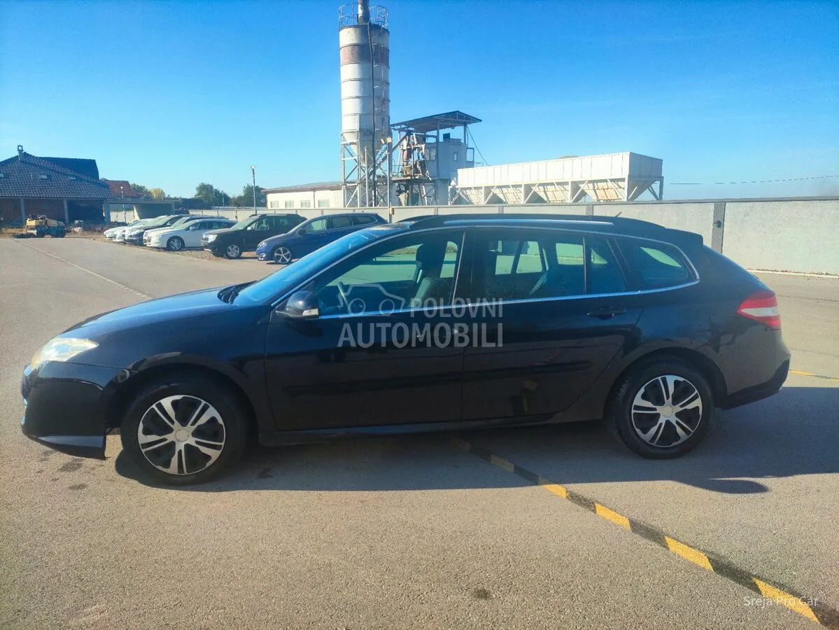 Renault Laguna 2010 photo 5