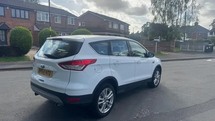 Ford Kuga 2015 photo 4
