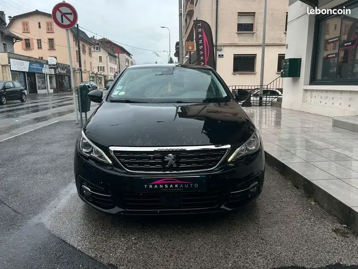 Peugeot 308 2017 photo 2