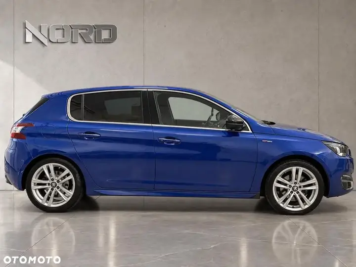 Peugeot 308 2015 photo 2