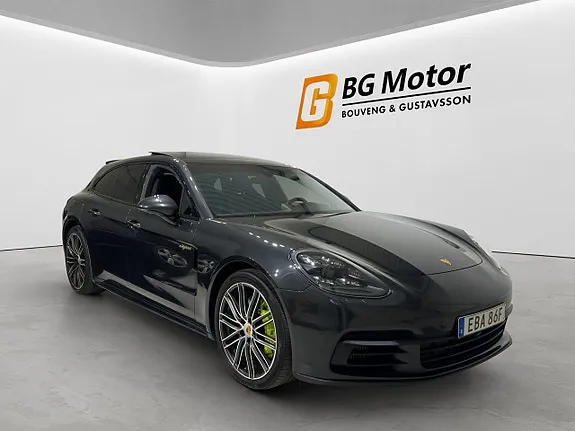Porsche Panamera 4
