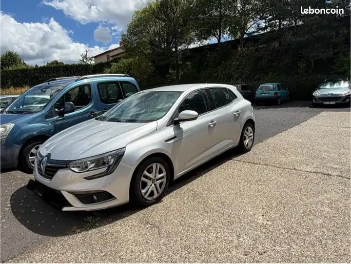 Renault Megane 2017 photo 3