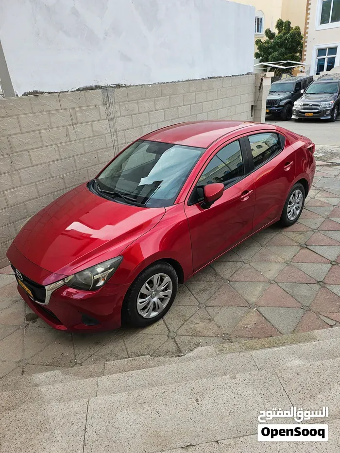 Mazda 2 2016 photo 4