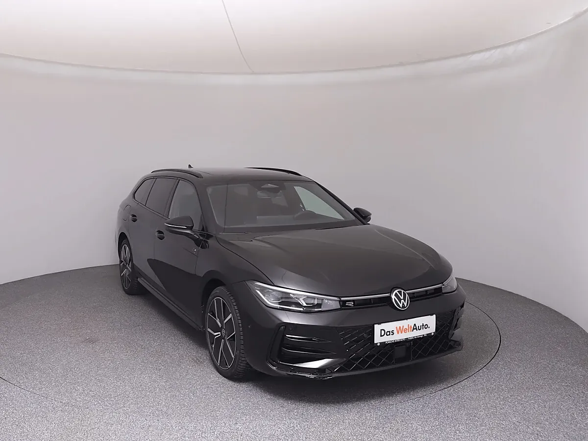 Volkswagen Passat 2025 photo 2