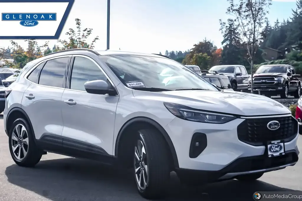 Ford Escape 2025 photo 3