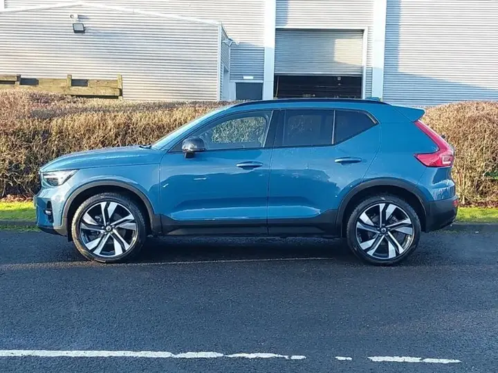 Volvo Xc40 2024 photo 4
