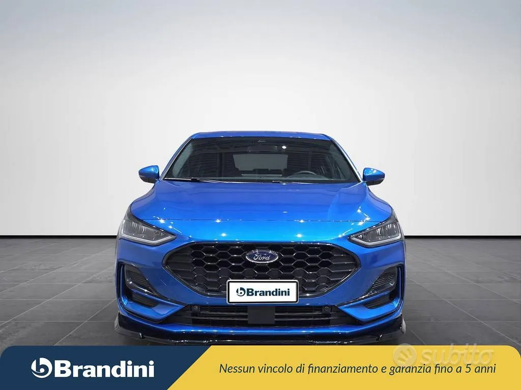 Ford Focus 2024 photo 3