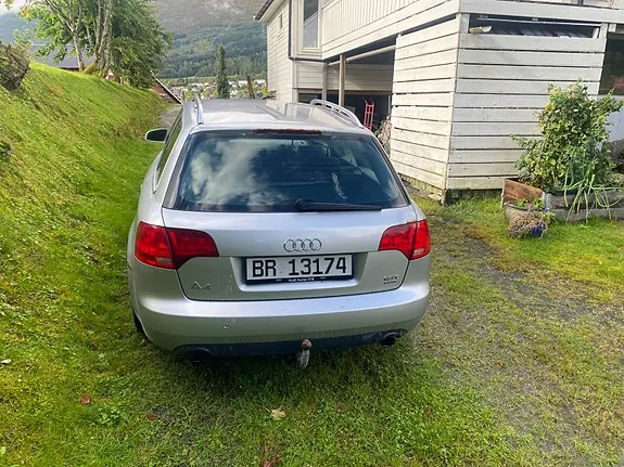 Audi A4 2005 photo 4