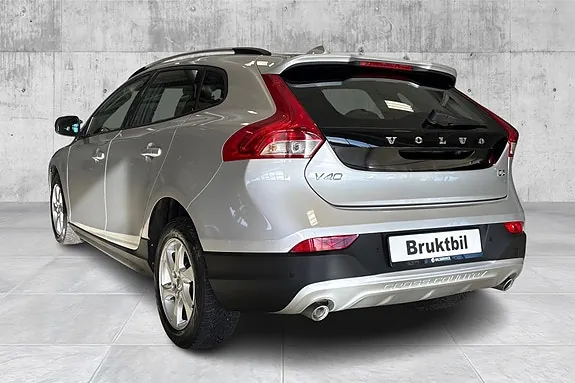 Volvo V40 Cross Country 2019 photo 3