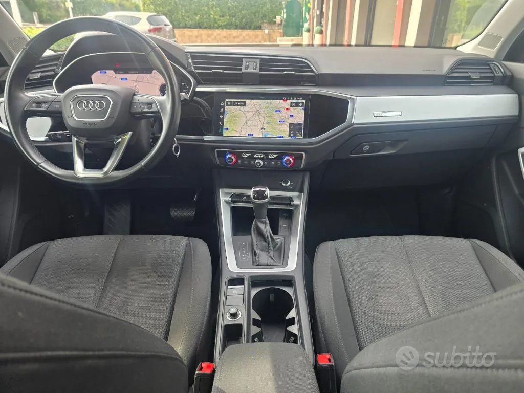 Audi Q3 2022 photo 4
