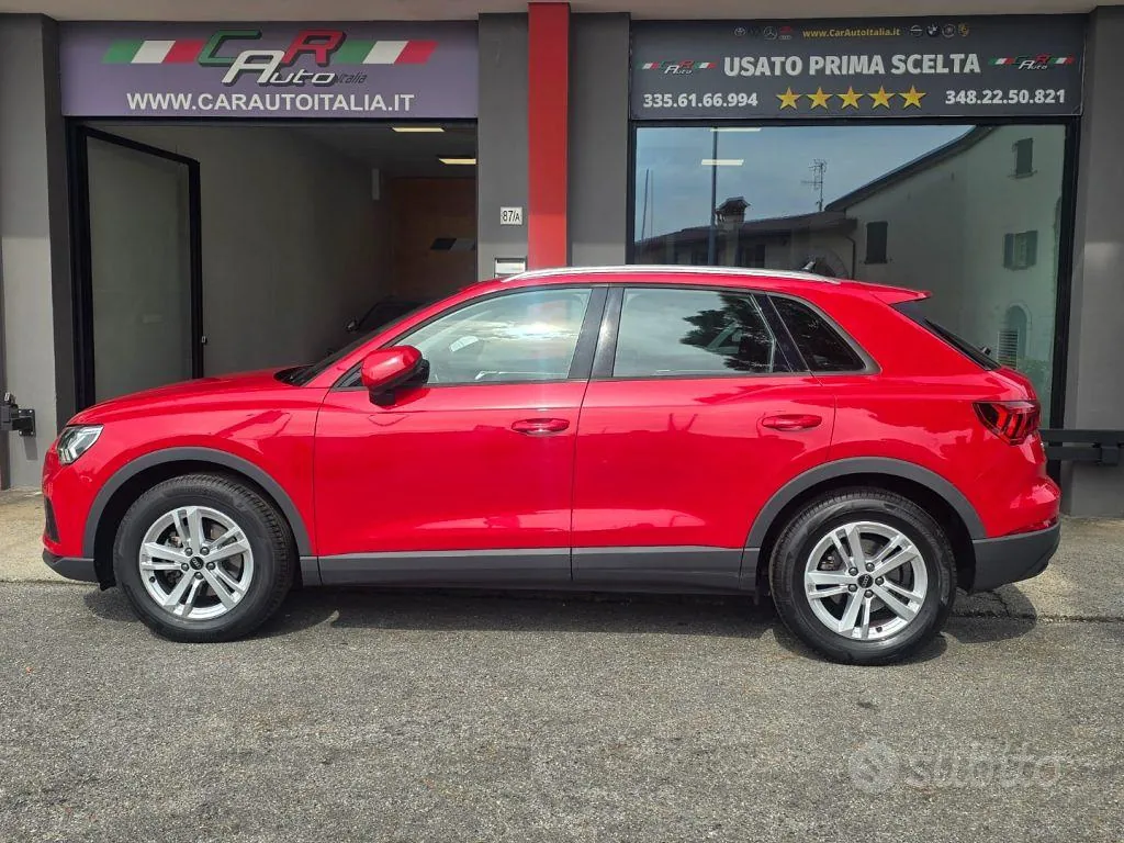 Audi Q3 2022 photo 2