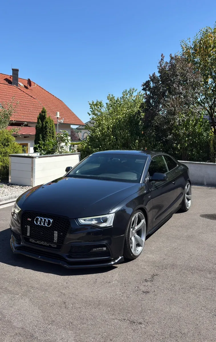 Audi A5 2012 photo 3