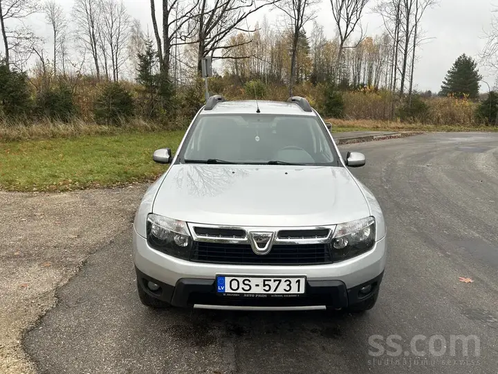 Dacia Duster 2012 photo 5