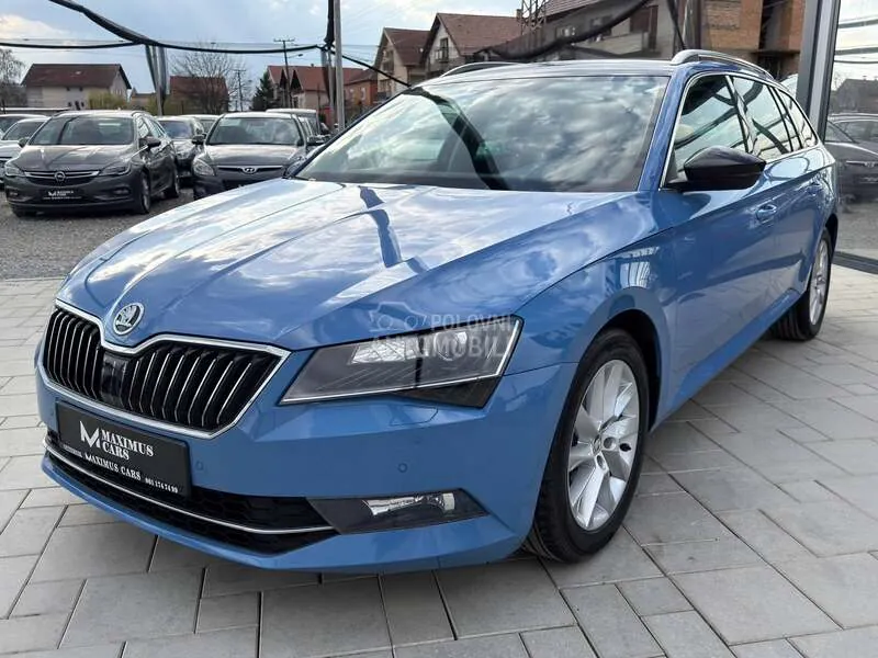 Skoda Superb 2019 photo 3