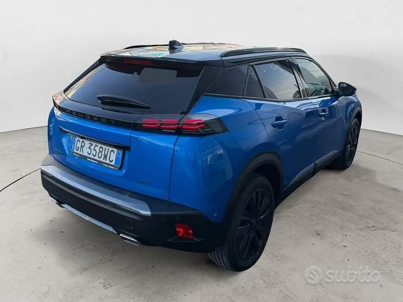Peugeot 2008 2024 photo 3