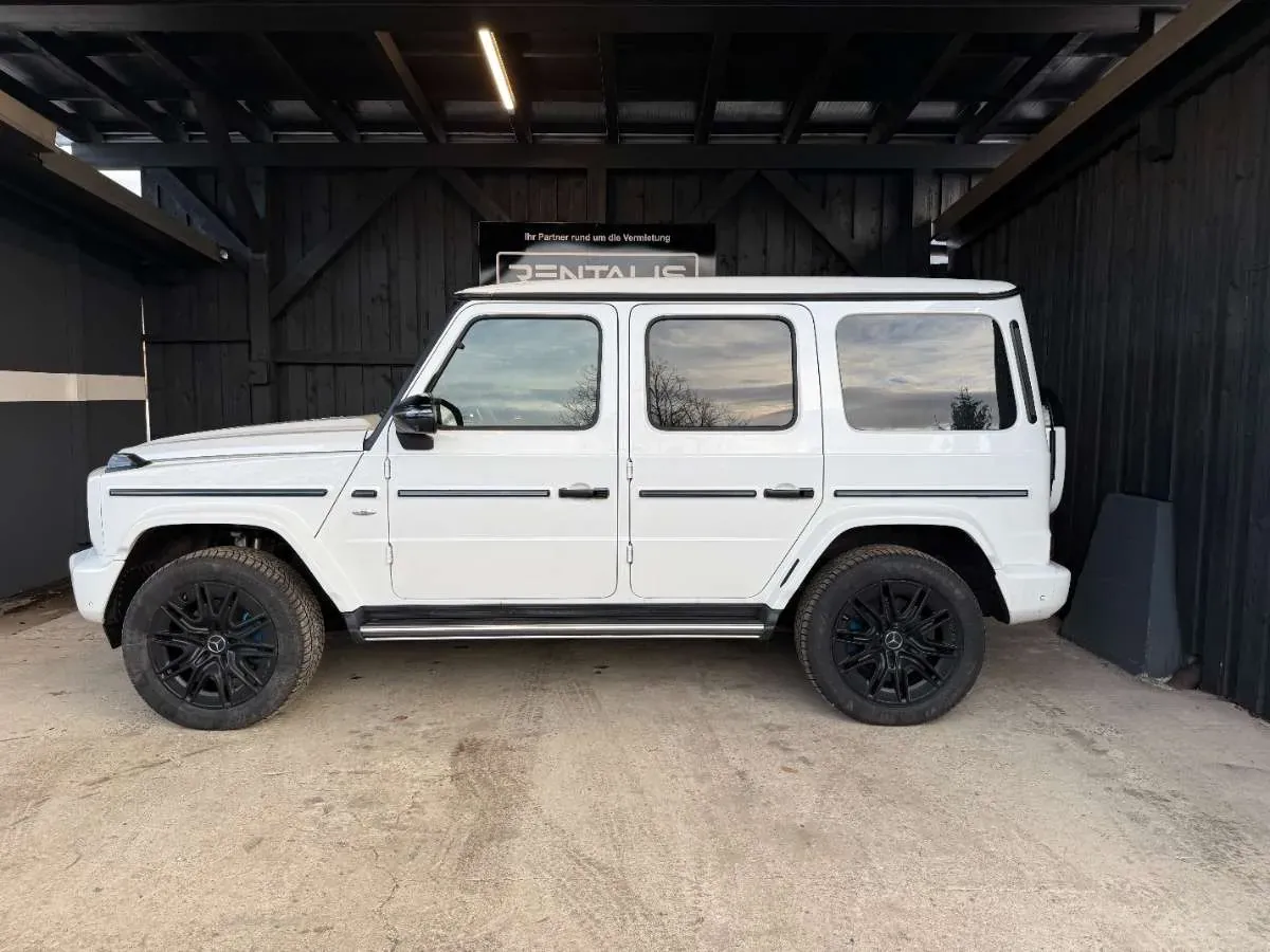 Mercedes-Benz G-Class 2024 photo 3