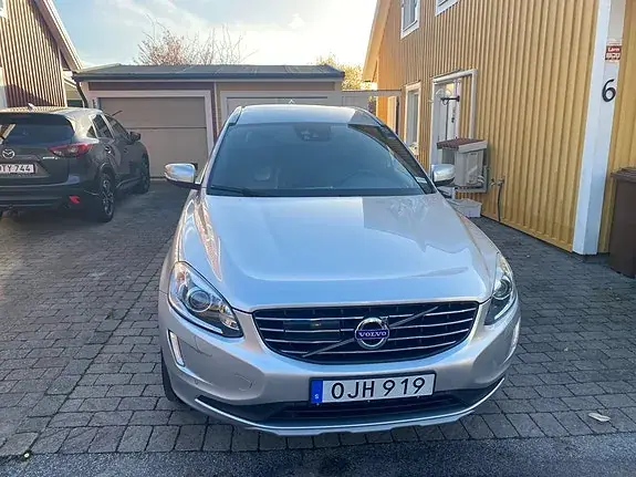 Volvo Xc60 2017 photo 4