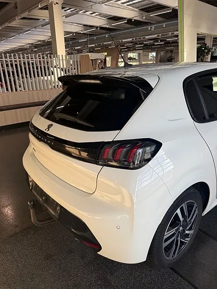Peugeot 208 2021 photo 4