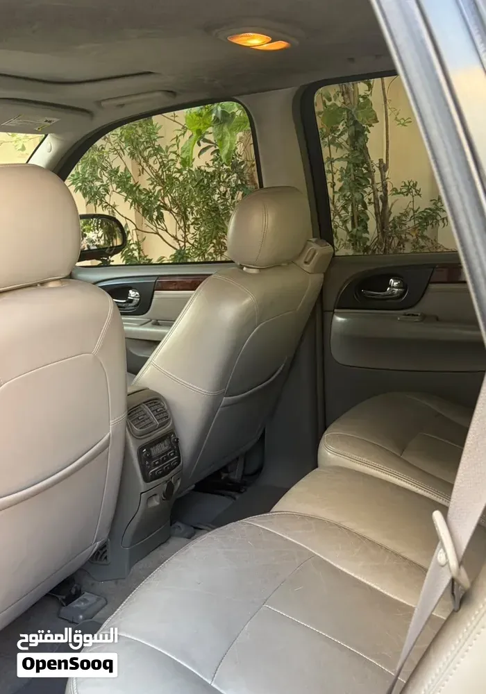 GMC Envoy 2005 photo 4