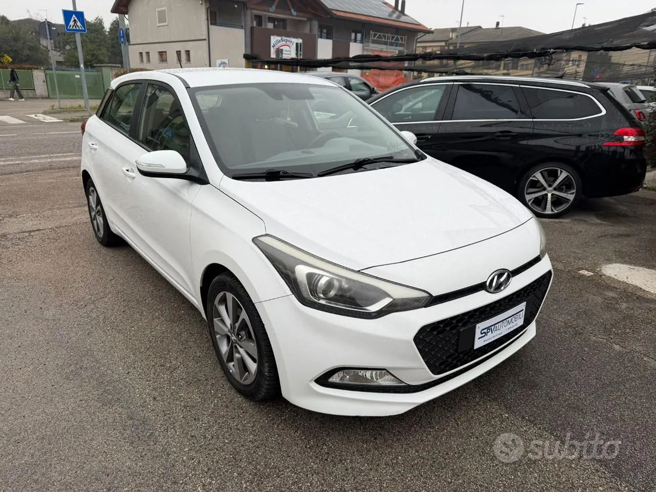 Hyundai I20