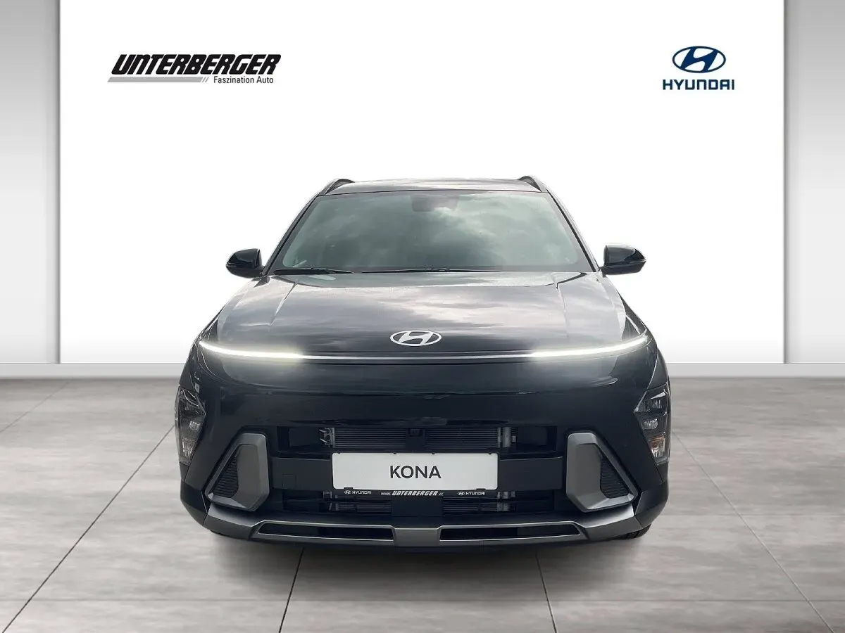 Hyundai Kona photo 2