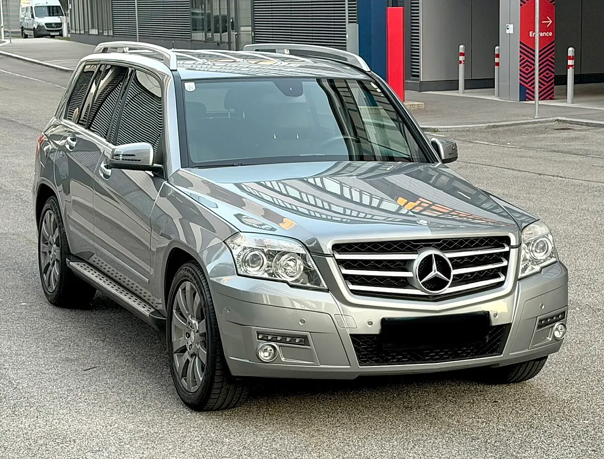 Mercedes-Benz Glk Class 2011 photo 2