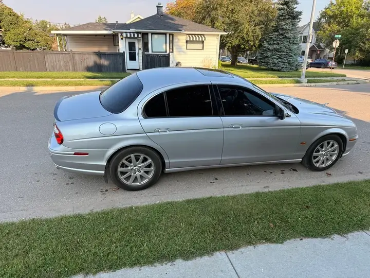 Jaguar S-Type 2002 photo 3