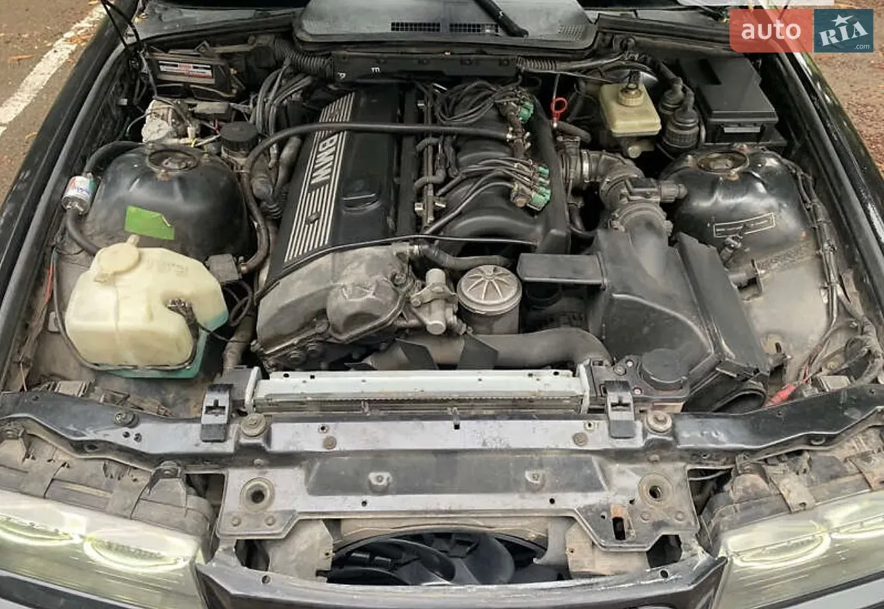 BMW 3 Series 1994 photo 3