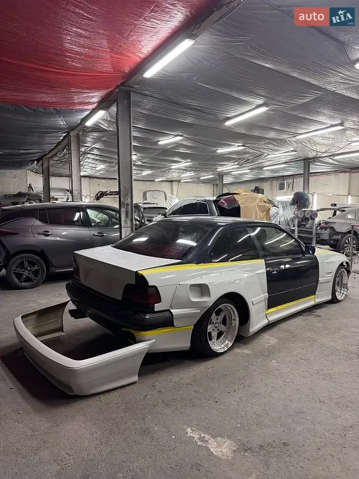BMW 3 Series 1994 photo 2