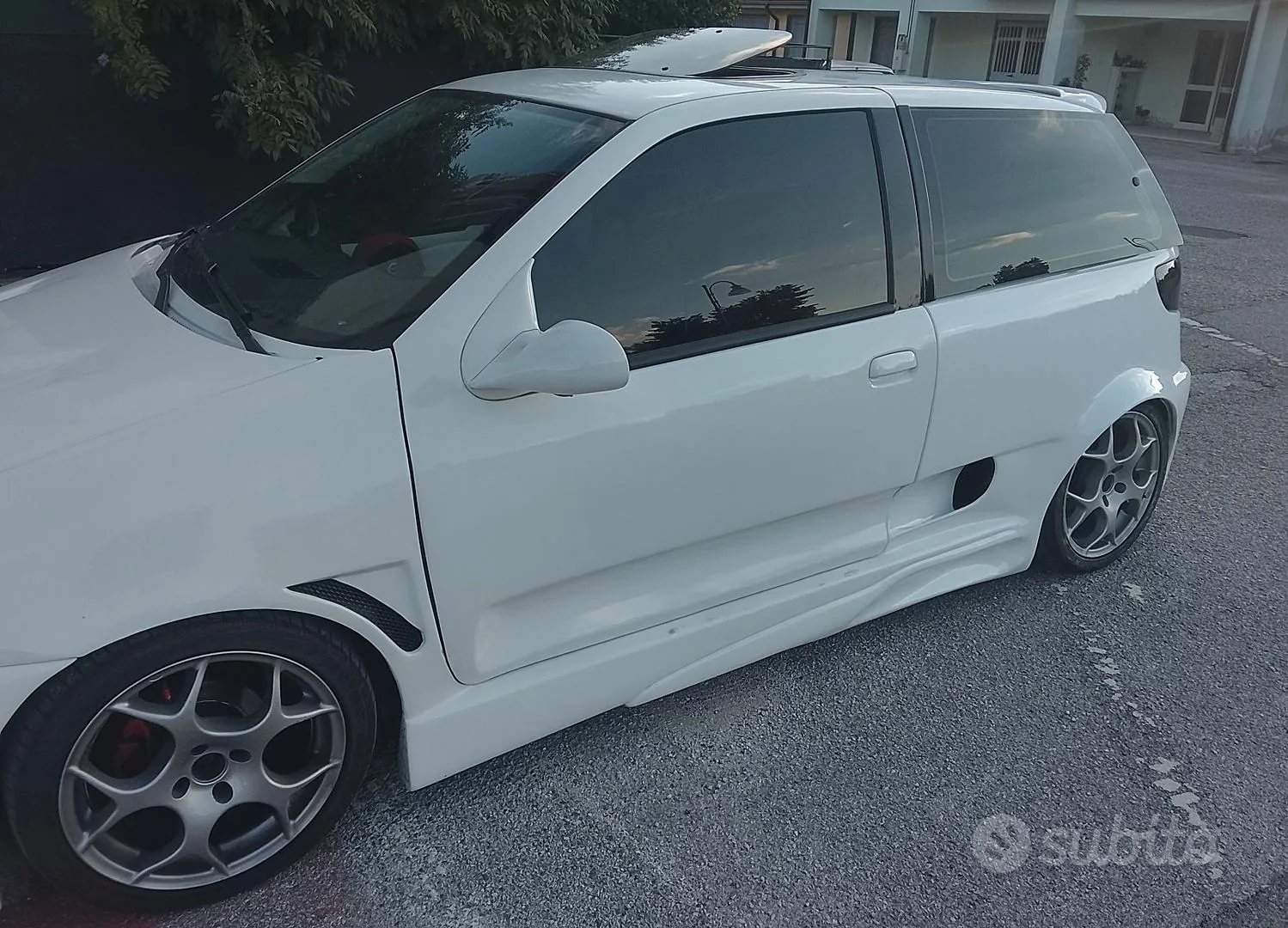Fiat Punto 1996 photo 4