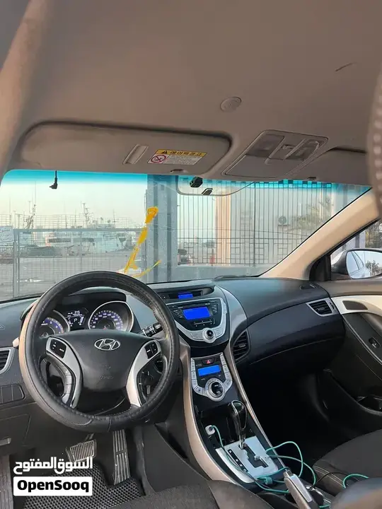 Hyundai Avante 2012 photo 4