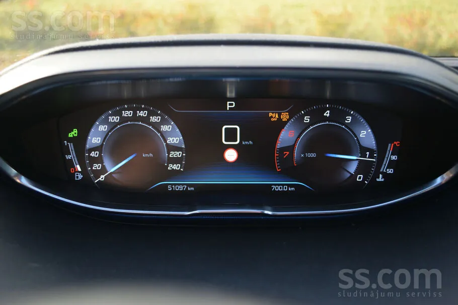 Peugeot 5008 2018 photo 3